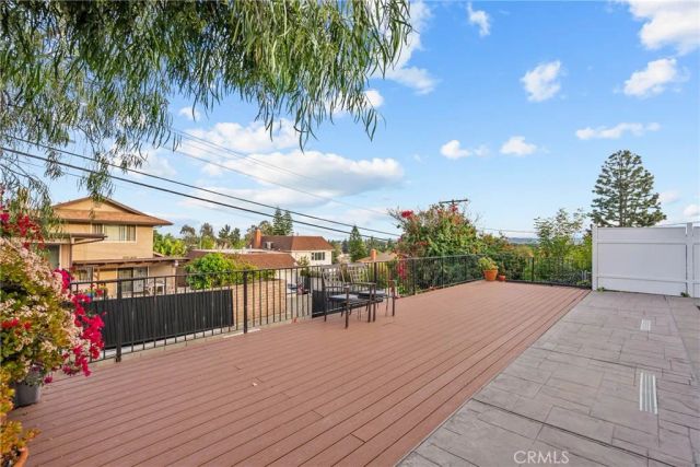 9558 Swinton, North Hills, CA 91343