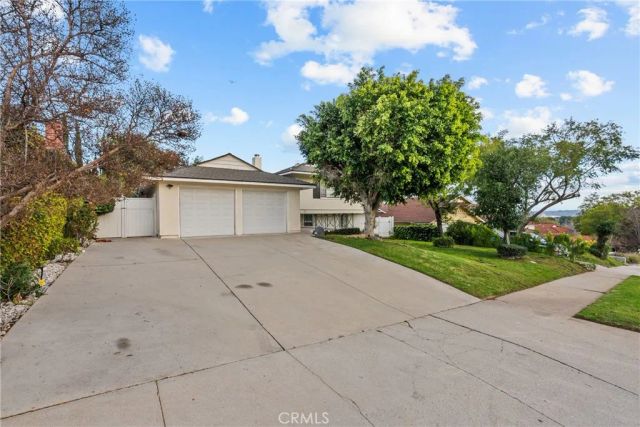 9558 Swinton, North Hills, CA 91343