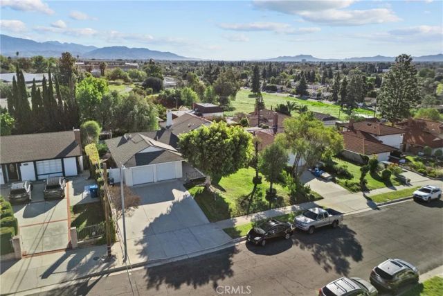 9558 Swinton, North Hills, CA 91343