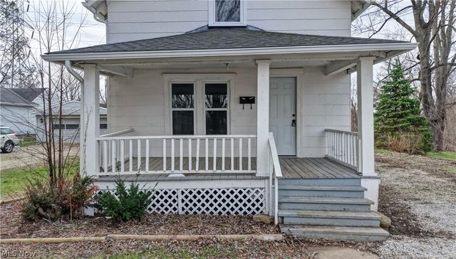 994 Perry Avenue, Barberton, OH 44203