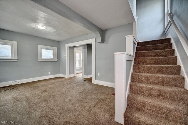 994 Perry Avenue, Barberton, OH 44203