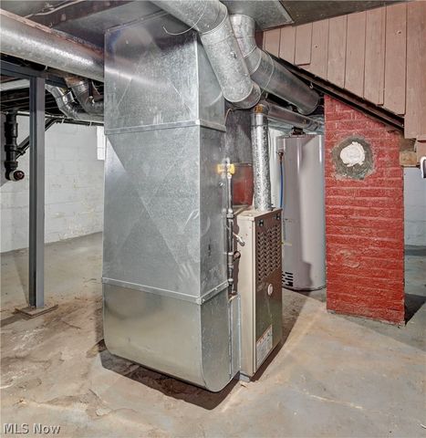 994 Perry Avenue, Barberton, OH 44203