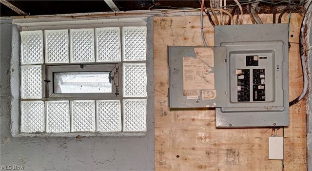 994 Perry Avenue, Barberton, OH 44203