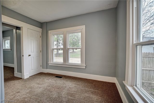 994 Perry Avenue, Barberton, OH 44203