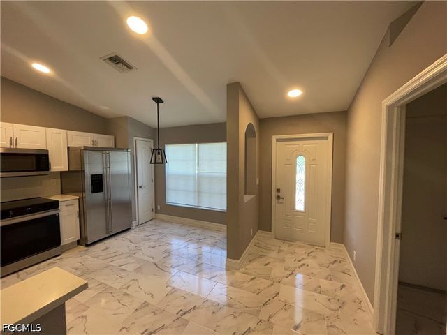4133 Andalusia BLVD, Cape Coral, FL 33909