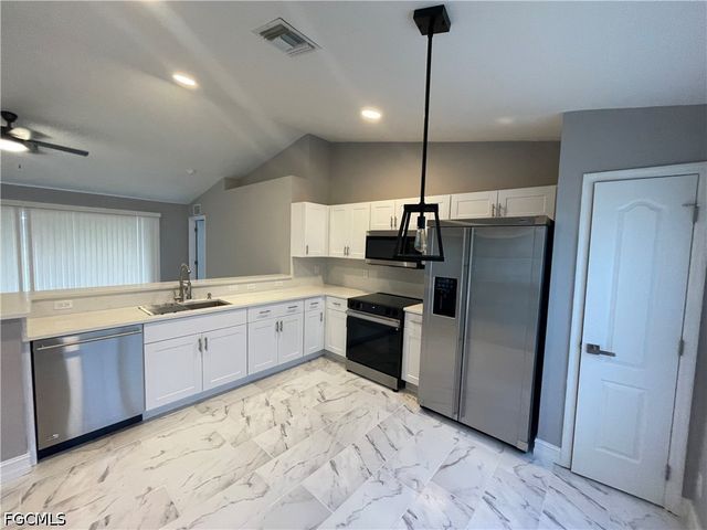 4133 Andalusia BLVD, Cape Coral, FL 33909