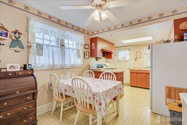 226 University Avenue, Metuchen, NJ 08840