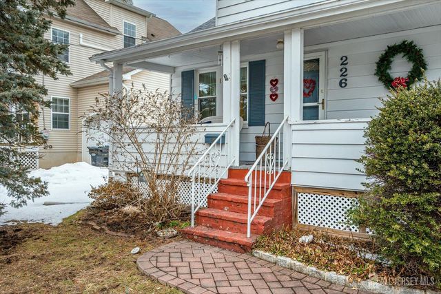 226 University Avenue, Metuchen, NJ 08840