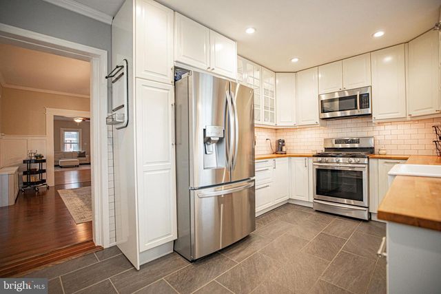 245 HURST ST, Bridgeport, PA 19405