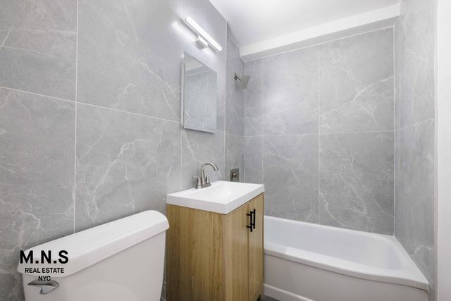 9851 64th Ave Apt 6C, New York City, NY 11374