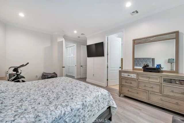 11145 Sunshine Terrace 106, Studio City, CA 91604