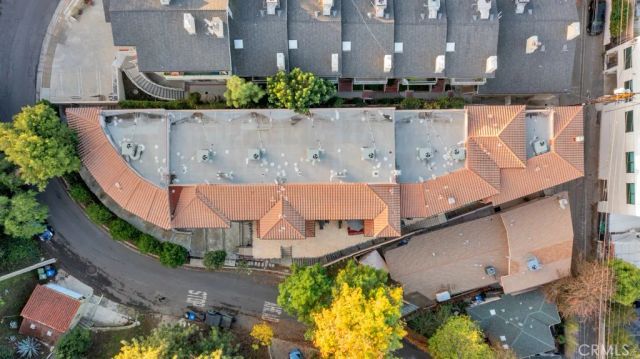 11145 Sunshine Terrace 106, Studio City, CA 91604