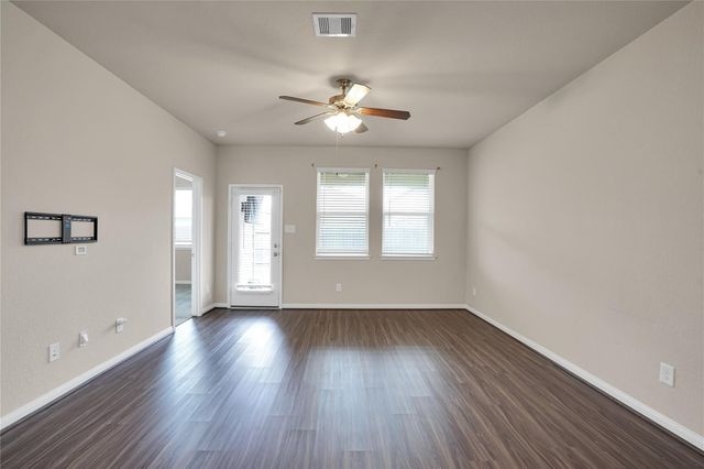 18821 Amaro Hills Drive, New Caney, TX 77357