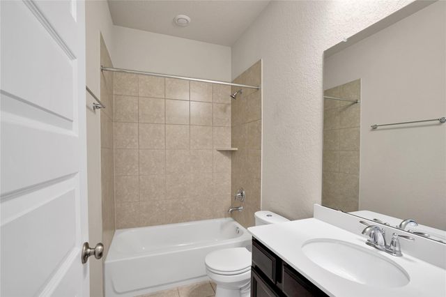 18821 Amaro Hills Drive, New Caney, TX 77357
