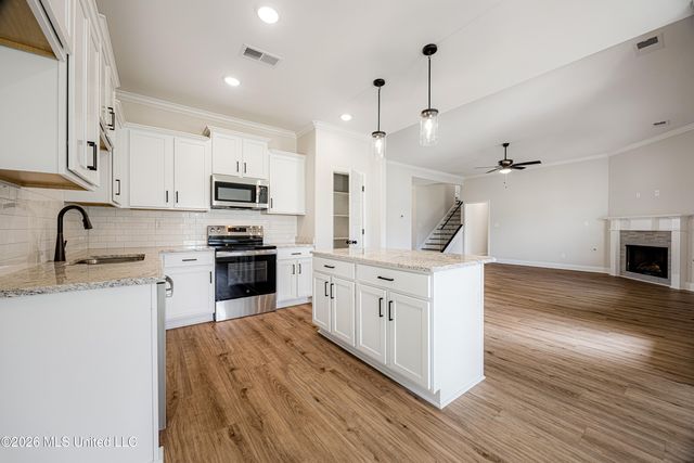7671 John Elliott Lane, Hernando, MS 38632
