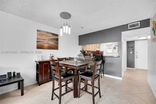 7610 Stirling Rd 206F, Davie, FL 33024