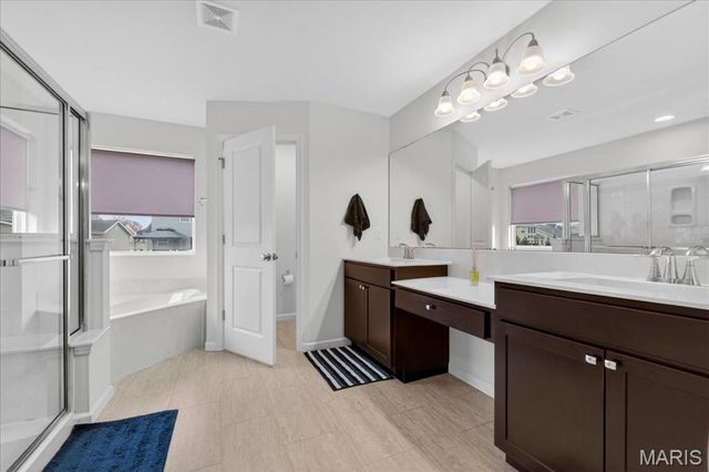 1281 Harvester Drive, Chesterfield, MO 63005