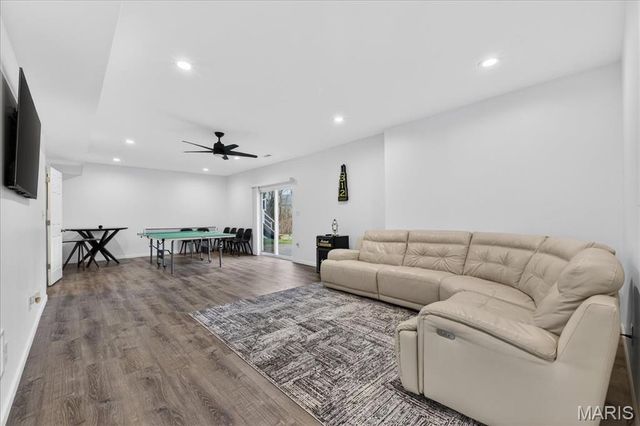 1281 Harvester Drive, Chesterfield, MO 63005