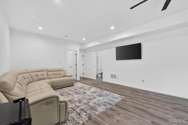 1281 Harvester Drive, Chesterfield, MO 63005