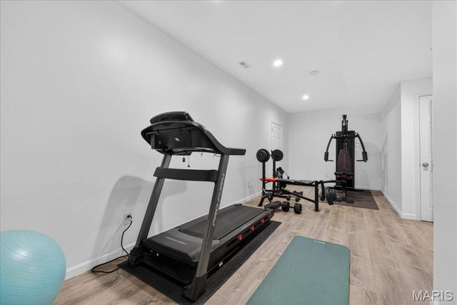 1281 Harvester Drive, Chesterfield, MO 63005