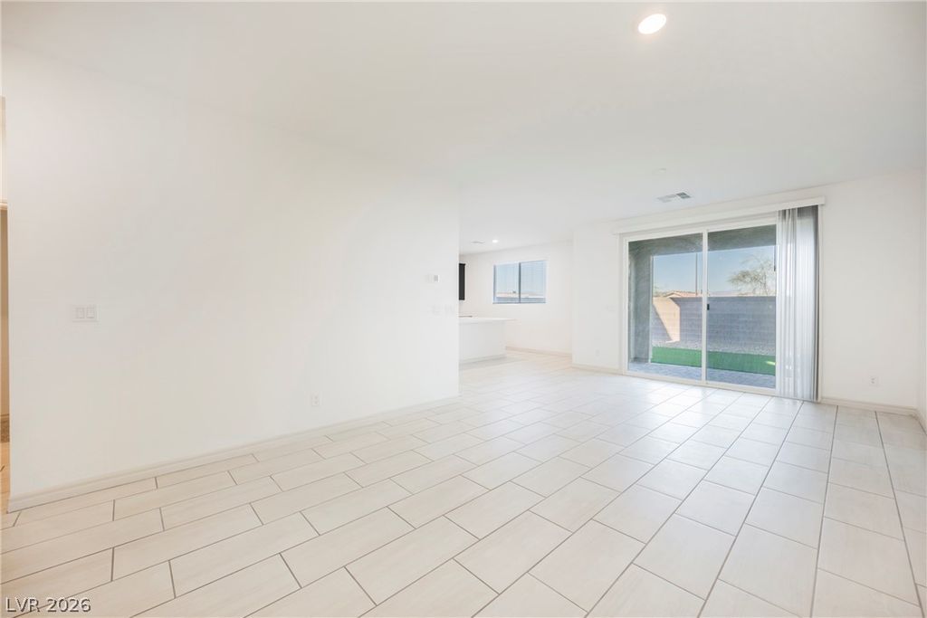 2869 Gaffer Film Street, Las Vegas, NV 89156 — photo 3
