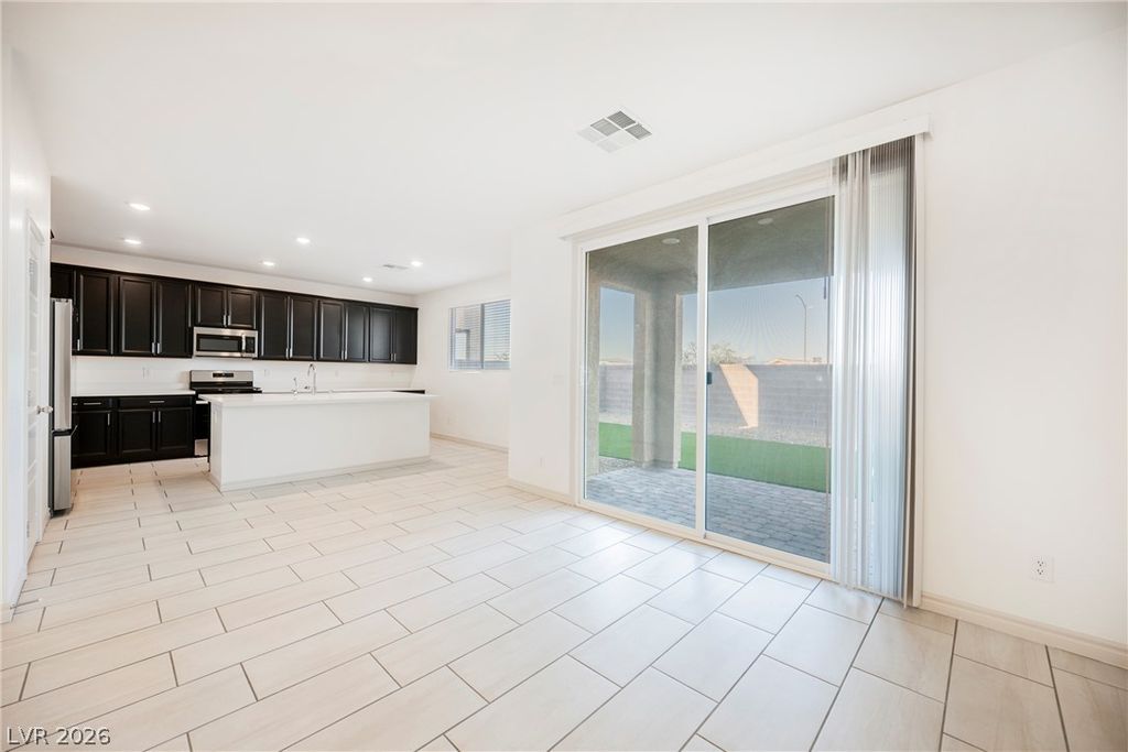 2869 Gaffer Film Street, Las Vegas, NV 89156 — photo 4