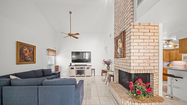 3734 Locke, Corpus Christi, TX 78415
