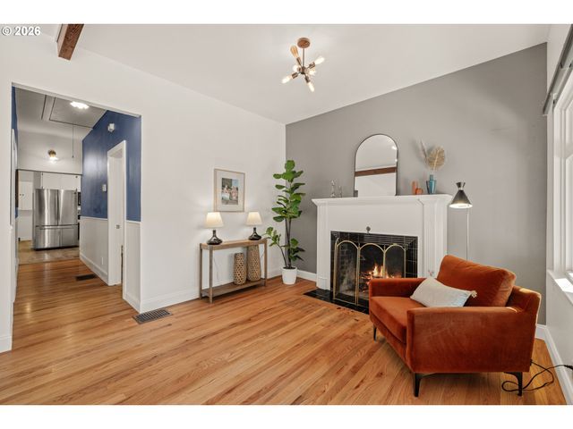 1625 Se UMATILLA St, Portland, OR 97202