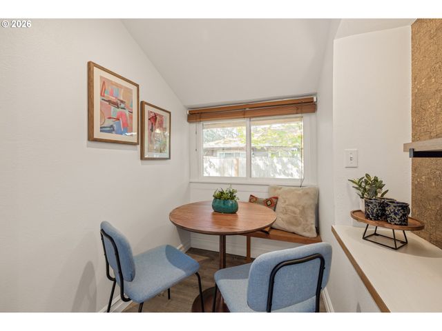 1625 Se UMATILLA St, Portland, OR 97202