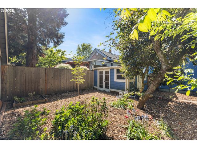 1625 Se UMATILLA St, Portland, OR 97202