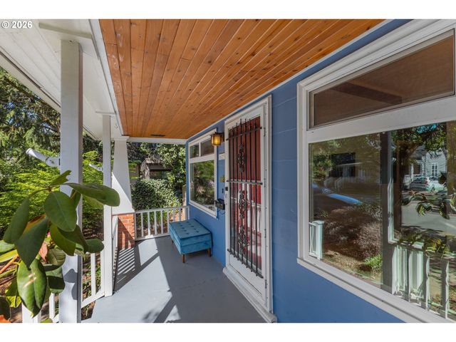 1625 Se UMATILLA St, Portland, OR 97202