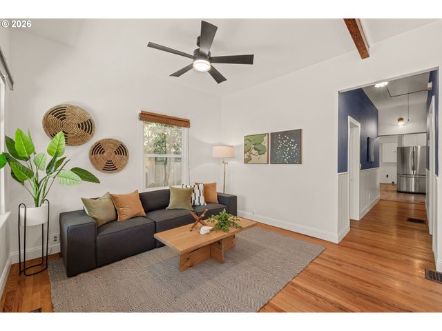 1625 Se UMATILLA St, Portland, OR 97202