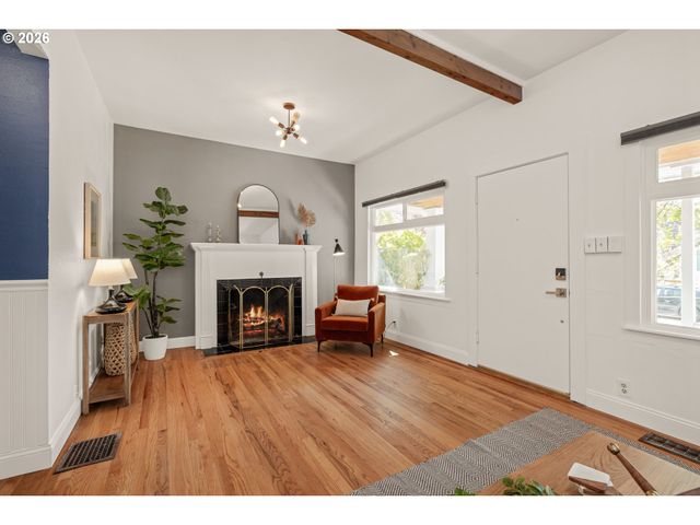 1625 Se UMATILLA St, Portland, OR 97202