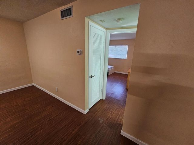 580 Egret Drive 310, Hallandale Beach, FL 33009