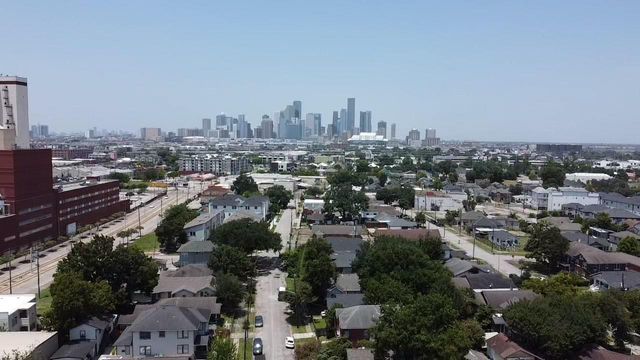 402 Hunt Street, Houston, TX 77003
