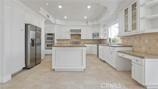 5128 Avenida Hacienda, Tarzana (los Angeles), CA 91356