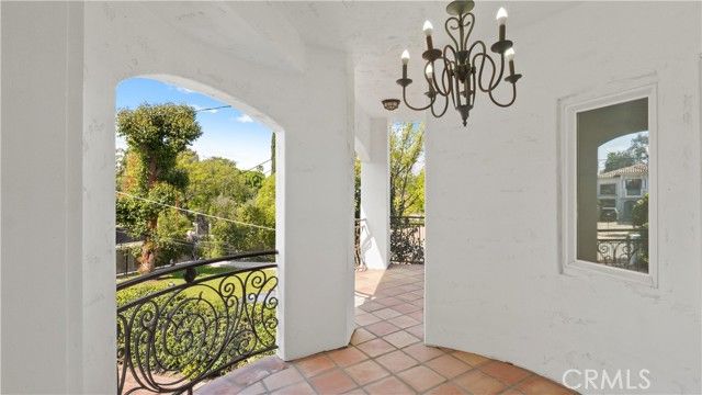 5128 Avenida Hacienda, Tarzana (los Angeles), CA 91356