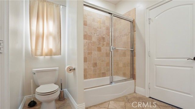 5128 Avenida Hacienda, Tarzana (los Angeles), CA 91356