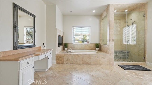 5128 Avenida Hacienda, Tarzana (los Angeles), CA 91356