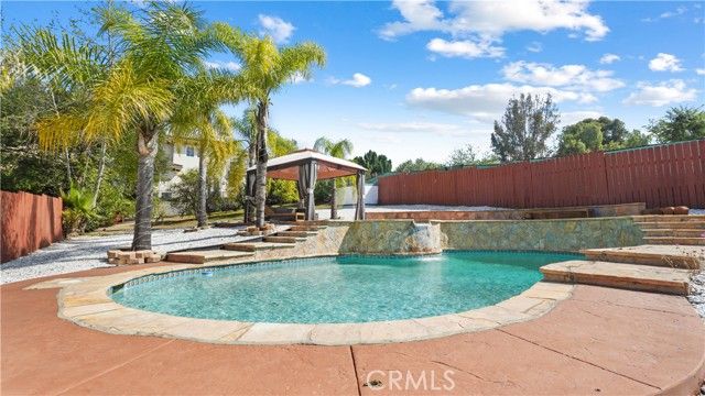 5128 Avenida Hacienda, Tarzana (los Angeles), CA 91356