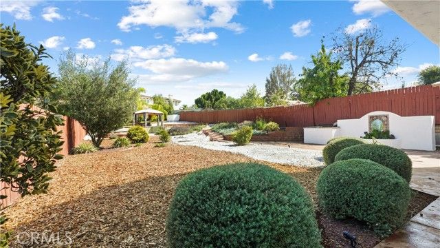5128 Avenida Hacienda, Tarzana (los Angeles), CA 91356