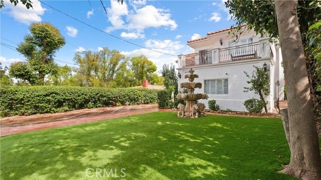 5128 Avenida Hacienda, Tarzana (los Angeles), CA 91356