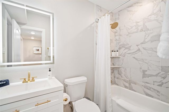 2806 Rosewood Street, Houston, TX 77004