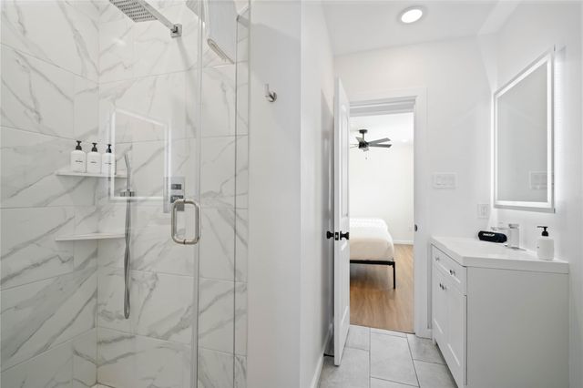 2806 Rosewood Street, Houston, TX 77004