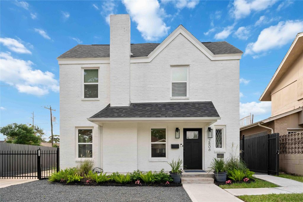 2806 Rosewood Street, Houston, TX 77004