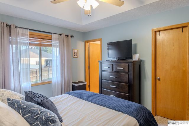 1733 Frisco Drive, Lincoln, NE 68521