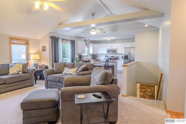 1733 Frisco Drive, Lincoln, NE 68521
