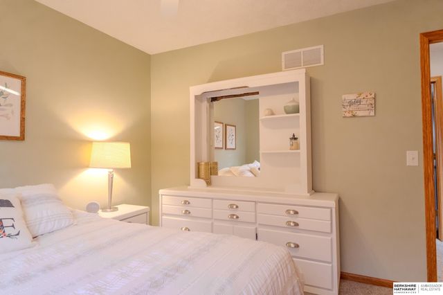 1733 Frisco Drive, Lincoln, NE 68521