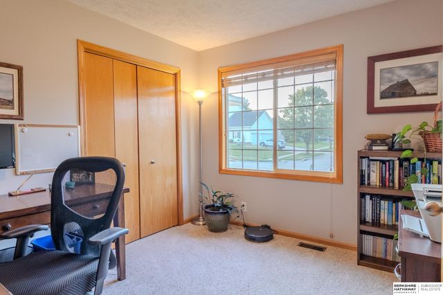 1733 Frisco Drive, Lincoln, NE 68521