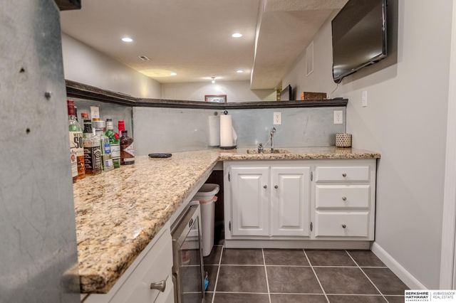 1733 Frisco Drive, Lincoln, NE 68521